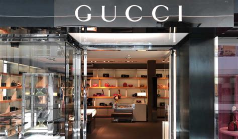 gucci accepts ape coin|Gucci first luxury brand to accept ApeCoin cryptocurrency in store.